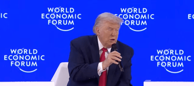 Trump skämmer ut sig i Davos